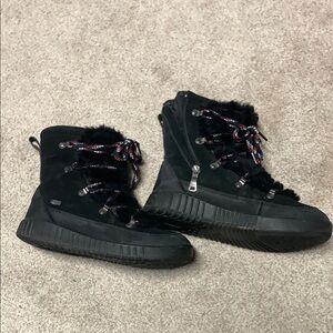 Pajar Black Winter Boots with Red Accents